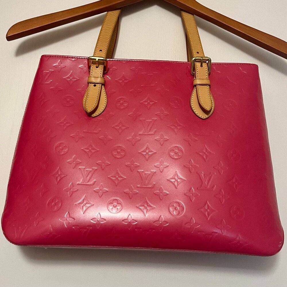 Lois Vuitton Vernis Patent Leather Purse